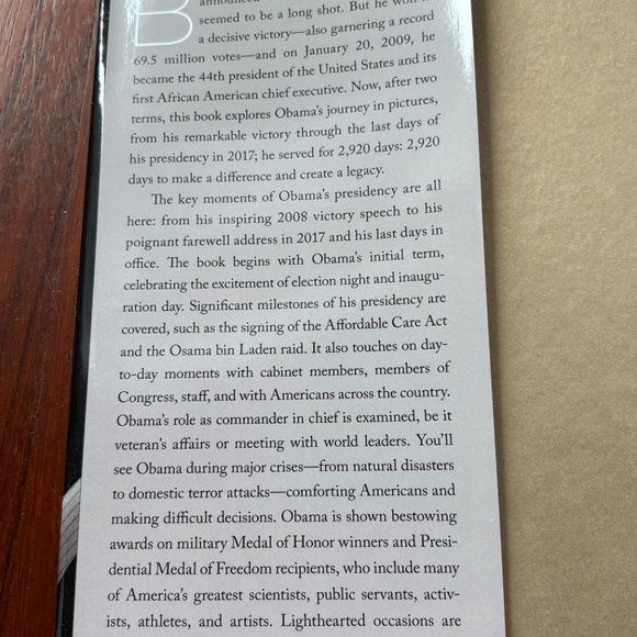 Barack Obama and Michelle Obama - 2 Hardcover Books - Picture 3 of 12